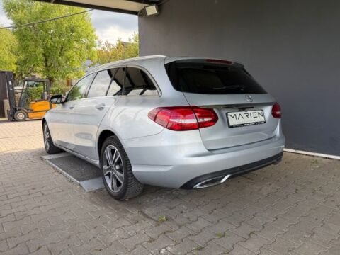 MERCEDES-BENZ C 200
