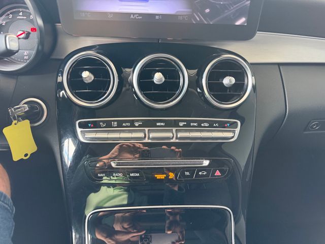 MERCEDES-BENZ C 200